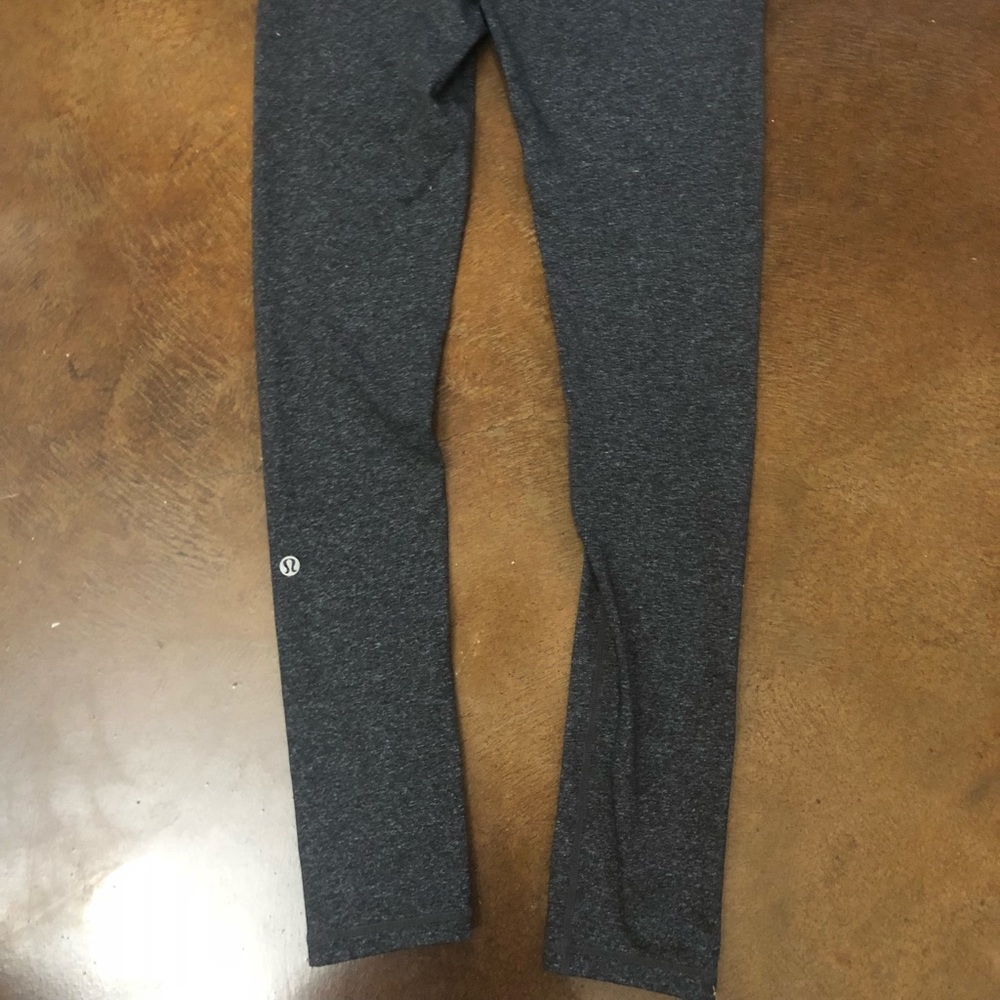 Lululemon leggings size 10